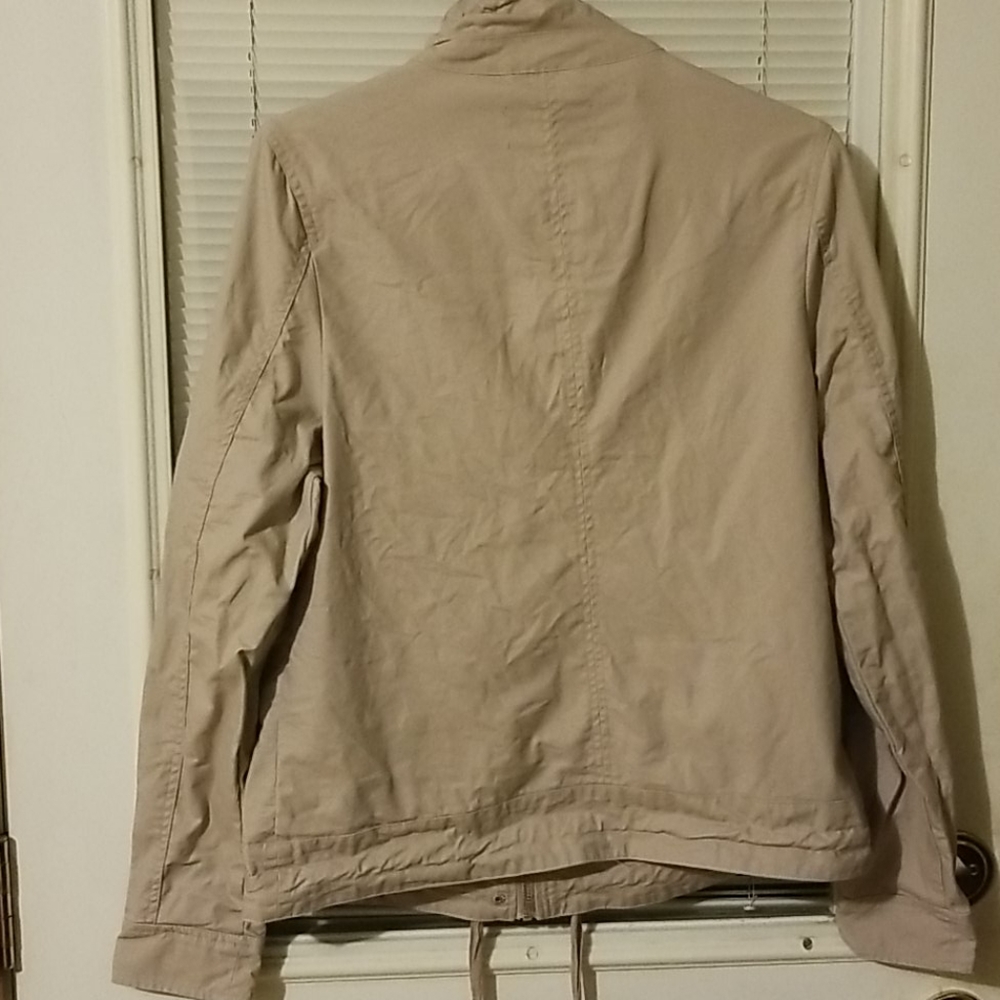 BKE Jacket - Picture 2 of 3